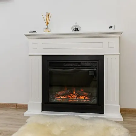 Eduard Διαμέρισμα *